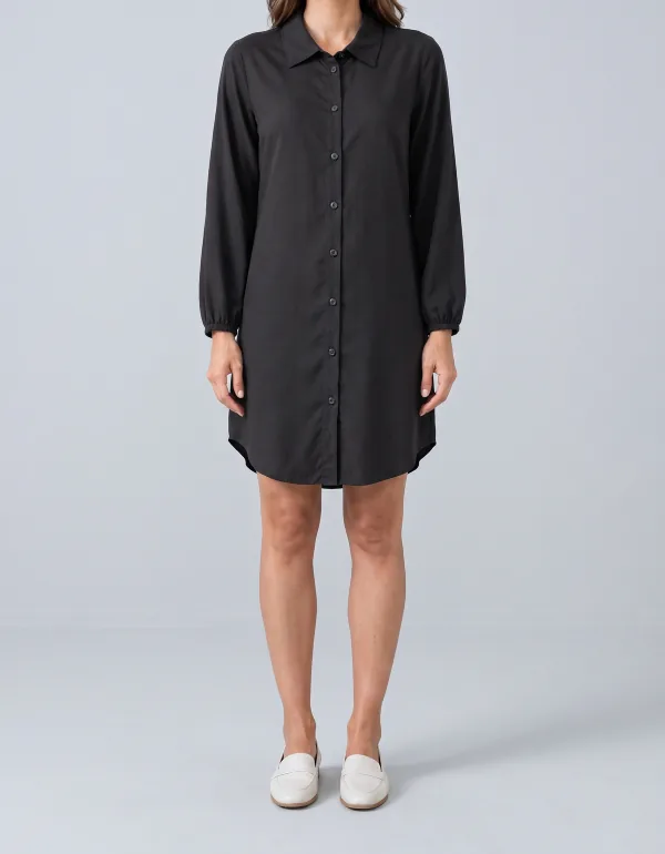 Chemise Viscolinho Manga Longa, cor Preto, vista de frente